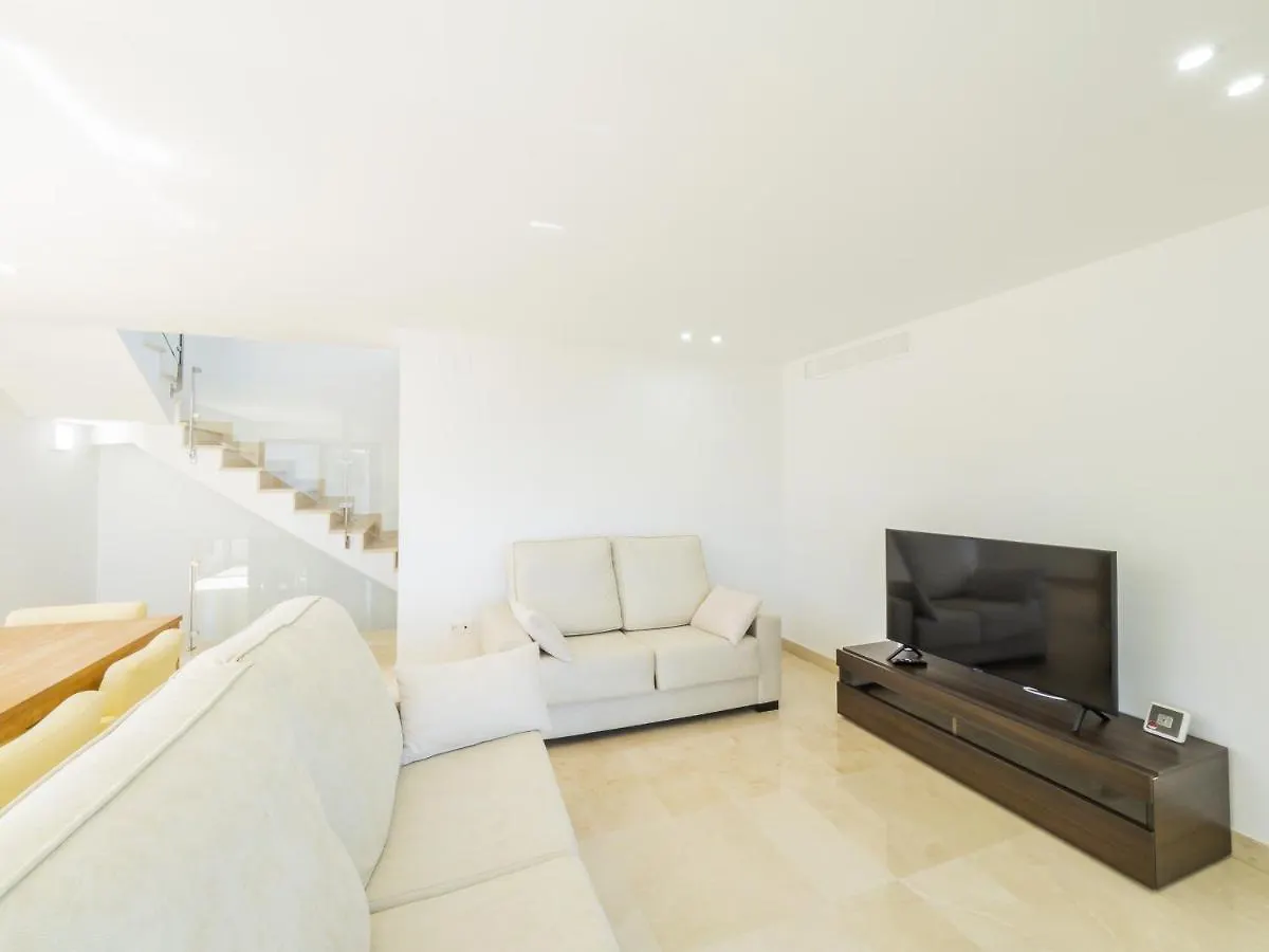 Cubo'S Villa Maria Pinos De Alhaurin 阿尔豪林德拉托里 西班牙