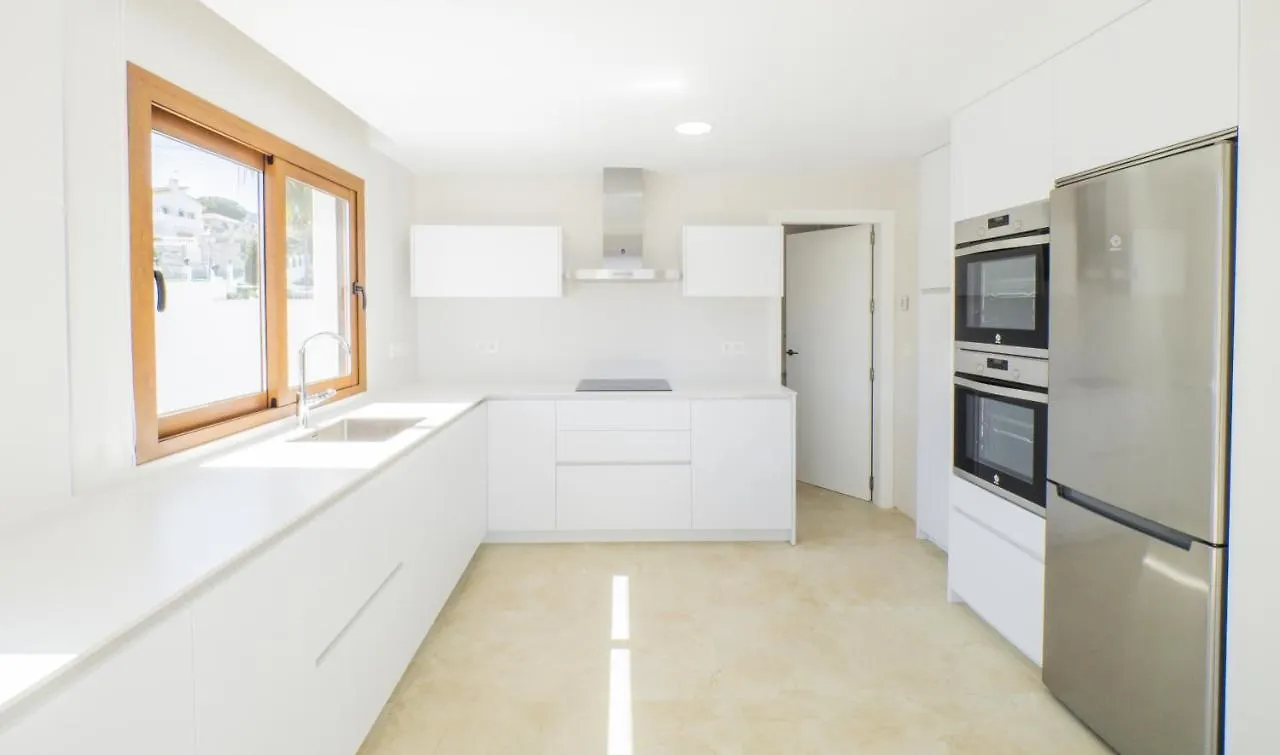 Cubo'S Villa Maria Pinos De Alhaurin 阿尔豪林德拉托里